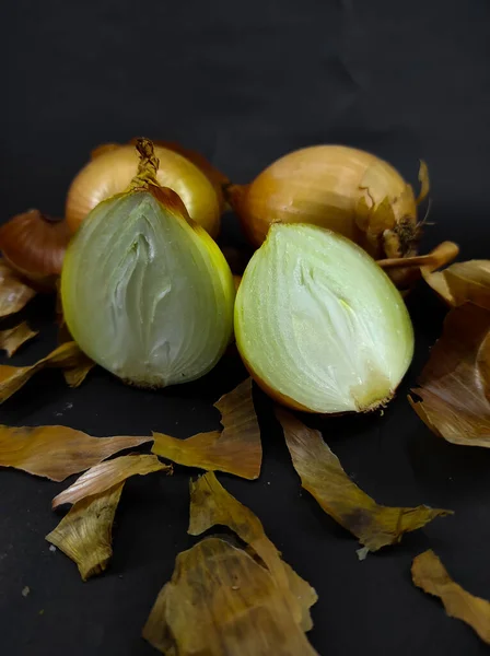 Photo Pile Onions Isolated Black Background Cikancung Area Indonesia Focus — ストック写真