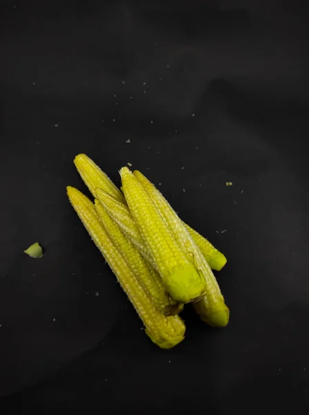 Photo Pile Pickled Baby Corn Isolated Black Background Cikancung Area — Stockfoto