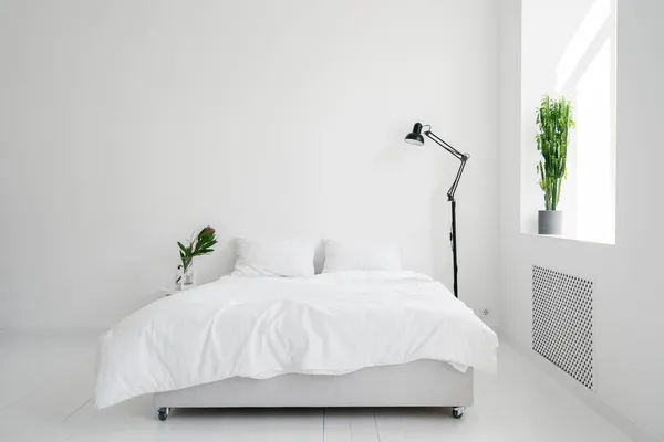 Konzept Der Innenarchitektur Weißen Modernen Wohnung Gemütliches Schlafzimmer Mit Wohnkultur — Stockfoto
