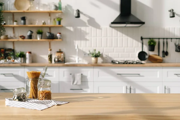 Diseño Interior Cocina Estilo Escandinavo Con Frascos Cereales Concepto Ambiente —  Fotos de Stock