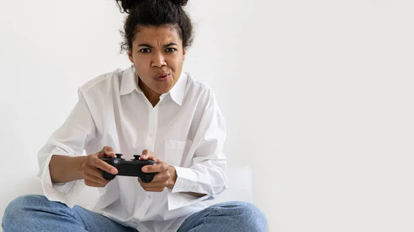 Portrait Excited Afro American Girl Playing Videogame Joystick Having Fun — 图库照片