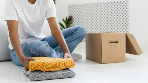 Cropped View Afro American Lady Hands Folded Sweaters Box Moving — Stock Photo, Image