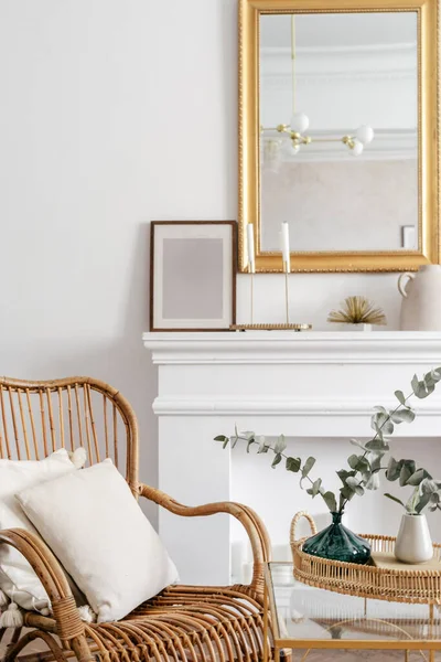 Close Bamboo Rattan Armchair White Cushions Modern Living Room Design — Foto Stock