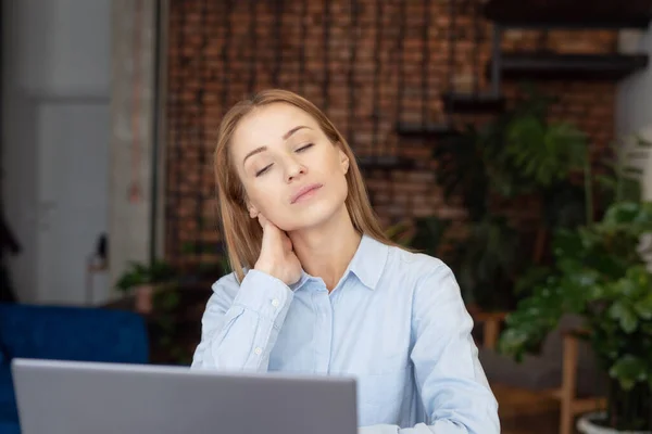 Tired Woman Massaging Rubbing Stiff Sore Neck Taking Break Computer — Stock fotografie