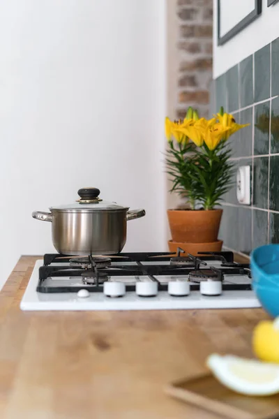Interior Kitchen Gas Cooker Top Built Wooden Countertop Stainless Steel — Stok fotoğraf