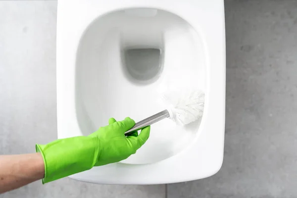 Housewife Hand Green Rubber Glove Hold Brush Disinfect Washing Toilet — Stock Photo, Image