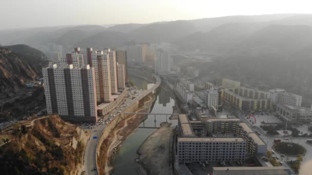 Drone Sorvolato Yanchuan Valley City Aereo Della Storica Cittadina Cinese — Video Stock