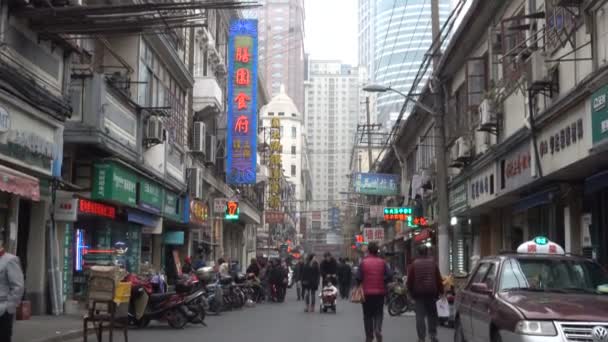 Une Rue Animée Bondée Dans Centre Ville Shanghai Avec Des — Video