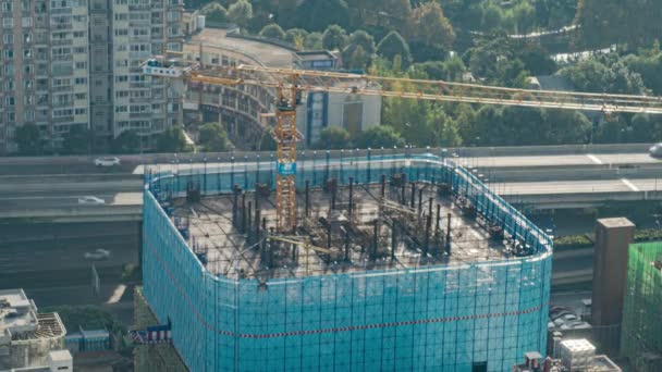 크레인 제세와 마천루 건설중이다 청두에서 근로자들 일하는 현장의 단축되었다 중국의 — 비디오