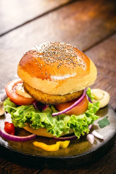 Hamburger Végétalien Base Pain Sans Lait Hamburger Carotte Quinoa Légumes — Photo