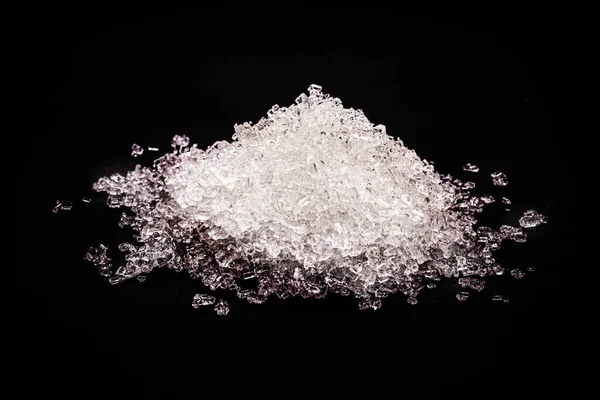 Tiosulfato Sodio Sobre Fondo Negro Aislado Producto Químico Sólido Cristalino — Foto de Stock
