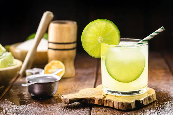 Lime Alcoholic Drink Made Brazil Called Caipirinha Ice Vodka Traditional — стоковое фото
