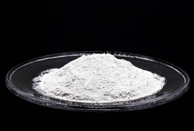 Çinko stearat, plastik, kauçuk, kayganlaştırıcı, serbest bırakma maddesi, ufalanan madde, asit giderici ve polyolefin uygulamalarında işlem yardımında kullanılır.