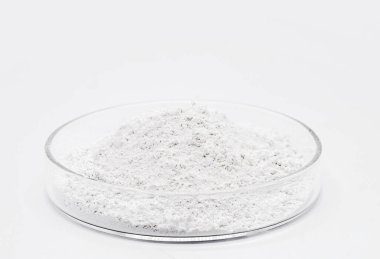 Çinko stearat, plastik, kauçuk, kayganlaştırıcı, serbest bırakma maddesi, ufalanan madde, asit giderici ve polyolefin uygulamalarında işlem yardımında kullanılır.