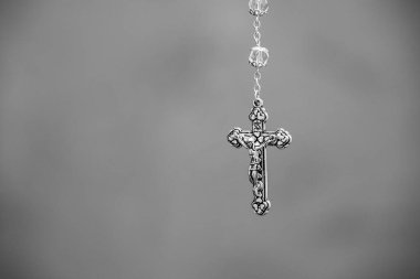 Bir haçın ayrıntıları, siyah-beyaz görüntü, Hıristiyan sembolü, telif alanı, Katolik dini temalı arka plan