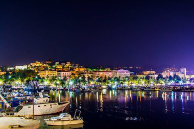 Geceleri Porto Mirabello, La Spezia, İtalya.