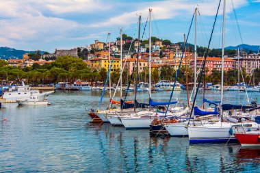 Mirabello Limanı. La Spezia, İtalya