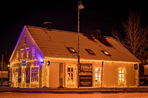 Hafnarfjordur Iceland December 2021 Old Historical Cottage Hansenrestaurant Bar Illuminated — Stock Photo, Image