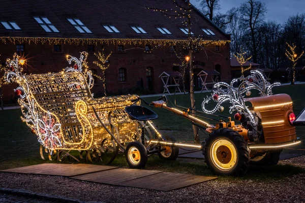 Zamek Topacz Poland January 2021 Santa Claus Sledge Led Christmas — стоковое фото