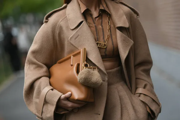 Milan Italy September 2021 Street Style Outfit Fashionable Woman Wearing — Stock Photo, Image