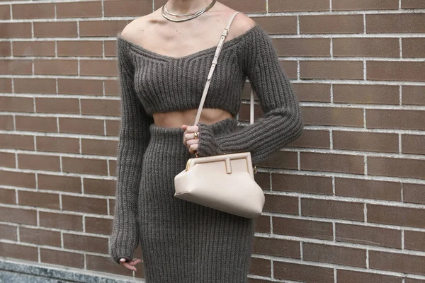 Mailand Italien September 2021 Straßenoutfit Modische Frau Fendi Outfit Auf — Stockfoto