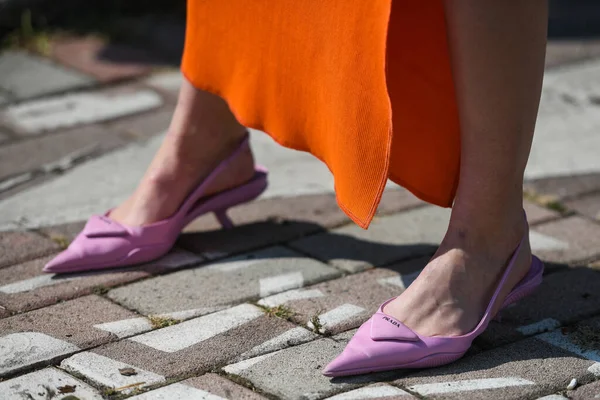 Milán Italia Septiembre 2021 Traje Calle Mujer Vestida Con Atuendo — Foto de Stock