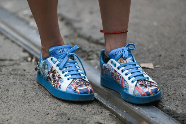 Milán Italia Septiembre 2021 Ropa Calle Dolce Gabbana Sneakers Streets — Foto de Stock