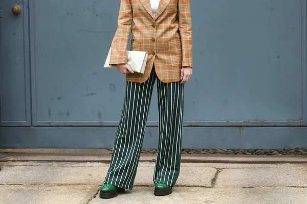 Milan Italy September 2021 Street Style Outfit Fashionable Woman Wearinga — Stock Photo, Image