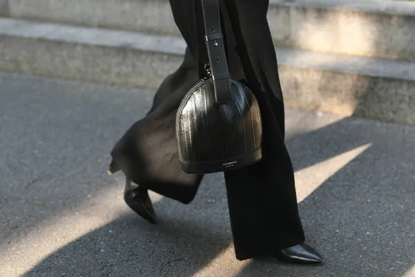 Милан Италия Сентября 2021 Года Уличный Стиль Одежды Модная Женщина — стоковое фото