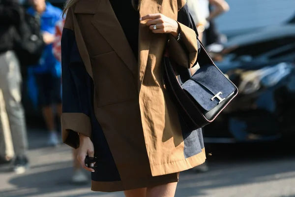 Mailand Italien September 2021 Streetstyle Outfit Modische Frau Mit Blauer — Stockfoto