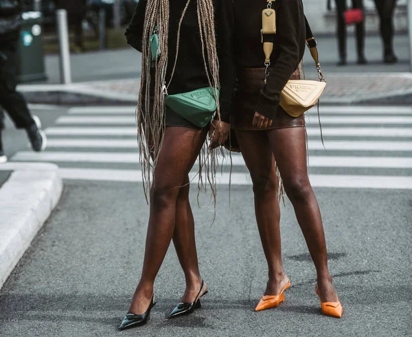 Milan Italy February Street Style Outfit Girls Wearing Prada Purses — Stockfoto