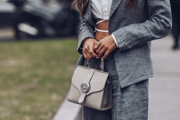 Milan Italie Février Street Style Femme Portant Une Chemise Blanche — Photo