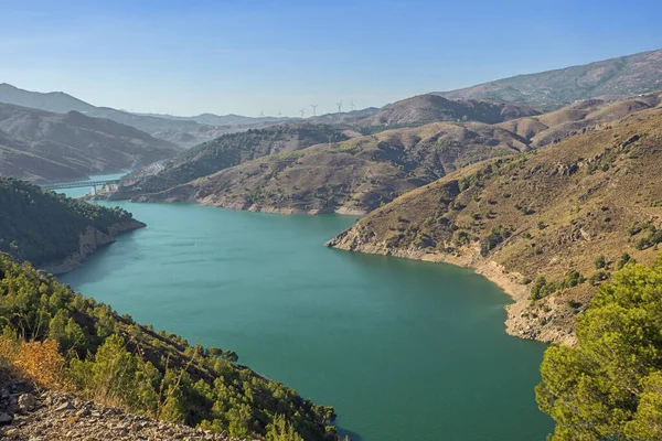 Rio Guadalfeo ve Rio Izbor ile birlikte öğleden sonra saatlerinde 
