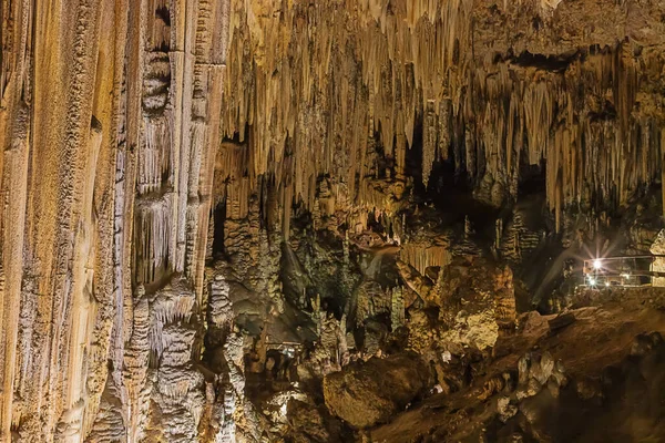 Stalactites Avec Belles Structures Entrée Grotte Nerja — Photo