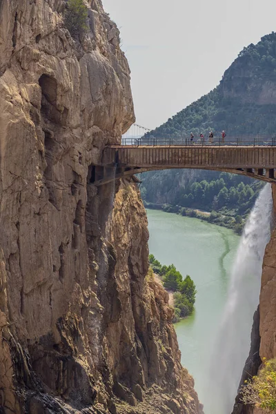 Caminito Del Rey Ardalusia Spain October 1St 2021 관광객들 협곡을 — 스톡 사진
