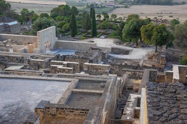 Cordoba 'nın hemen dışındaki bir arkeolojik alan olan Medina Azahara' nın genel görünümü