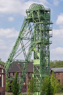 Kamp-Lintfort 'taki Friedrich-Heinrich kömür madeninin başlığı. Maden 2012 'de kapatıldı.,