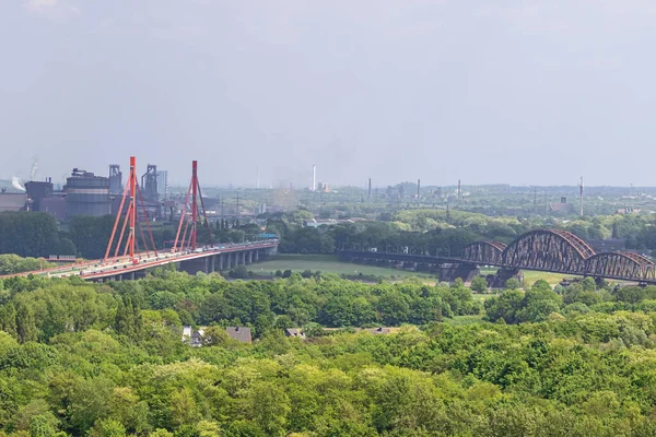 Carretera Puentes Ferroviarios Sobre Rin Visto Desde Halde Rheinpreussen Con — Foto de Stock