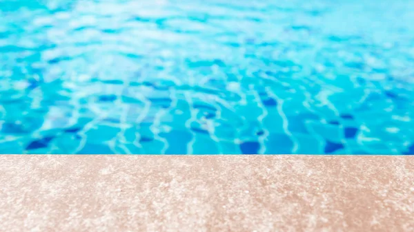 Seite Des Swimmingpools Mit Wasserwelligkeit Textur Hintergrund Und Kopierfläche Für — Stockfoto