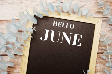 Merhaba haziran yazı tahtası arkaplanı