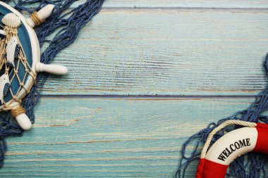 Ahşap arka planda uzay kopyası bulunan Deniz Ürünleri Dekorasyonu