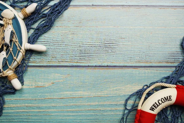 Ahşap arka planda uzay kopyası bulunan Deniz Ürünleri Dekorasyonu