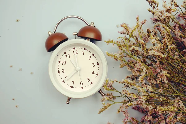 Alarm Clock Flower Space Copy Blue Background — Stockfoto
