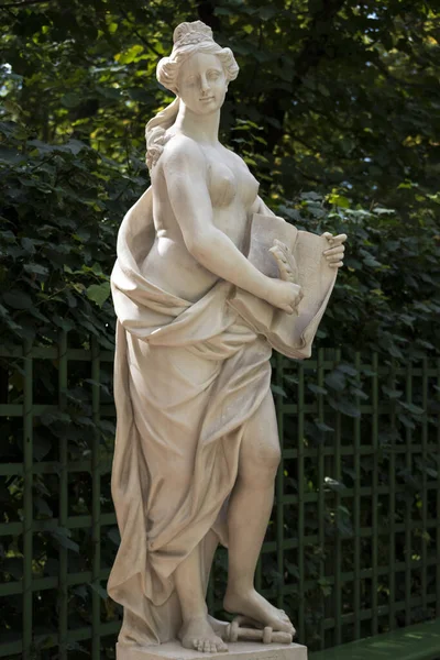 Statue Marbre Miséricorde Clementia Par Pietro Baratta Dans Jardin Été — Photo