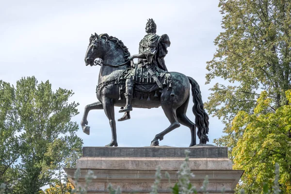 Бронзовый Конный Памятник Петра Перед Михайловским Замком Санкт Петербурге Россия — стоковое фото