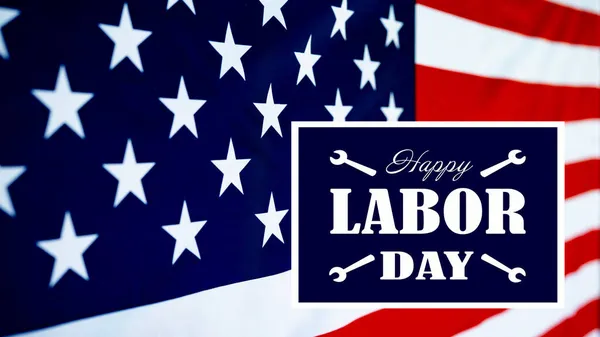 Шаблон Поздравительной Открытки Днем Труда Размахивание Американским Флагом Буквами Рабочими — стоковое фото