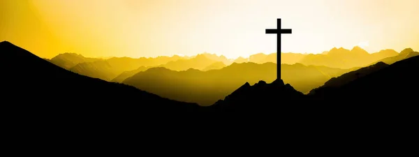 Religijny Krajobraz Żałoby Tle Baner Panorama Widok Czarnej Sylwetki Gór — Zdjęcie stockowe