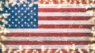 Mutlu 4 Temmuz, yeni yıl, gümüşçüler ya da diğer tatil geçmişleri - Tahta kırsal kumaş üzerine Amerikan bayrağı maytaplar ve havai fişekler