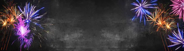 Щасливий Новорічний Феєрверк Фон Банерна Панорама Довгий Барвистий Абстрактний Феєрверк — стокове фото
