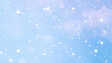 Kar taneleri ve kar mavi gökyüzünde izole edilmiş. Kış arkaplanı panoraması uzun.